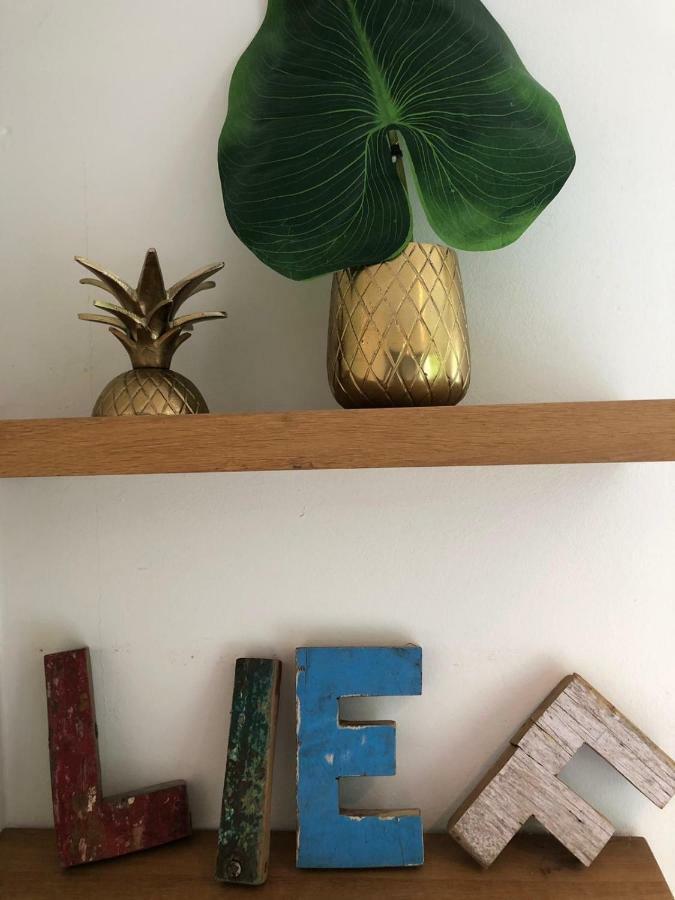 Lief Binnen, Bij Bos Duin En Dorp * Bergen